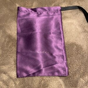 Gucci Luxurious Purple Satin Pouch❤️